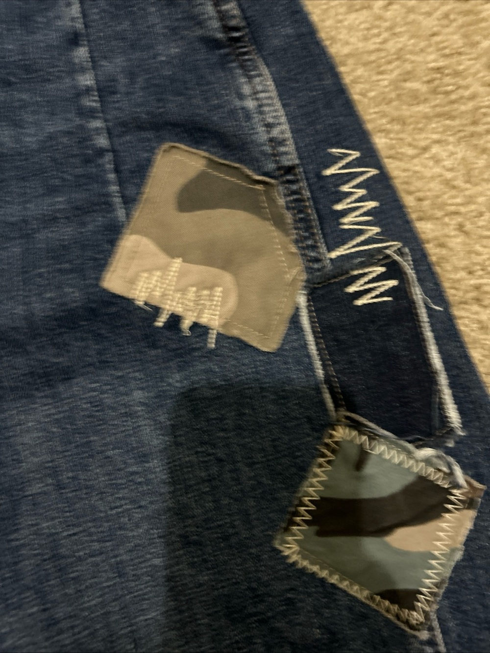 Anthropologie Pilcro Heritage Curve Barrel Jeans Camo Patchwork 27 T - Picture 6 of 11